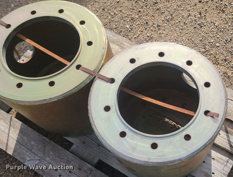 image for item JW9547 (2) Michelin 480/80R42 tires and wheels