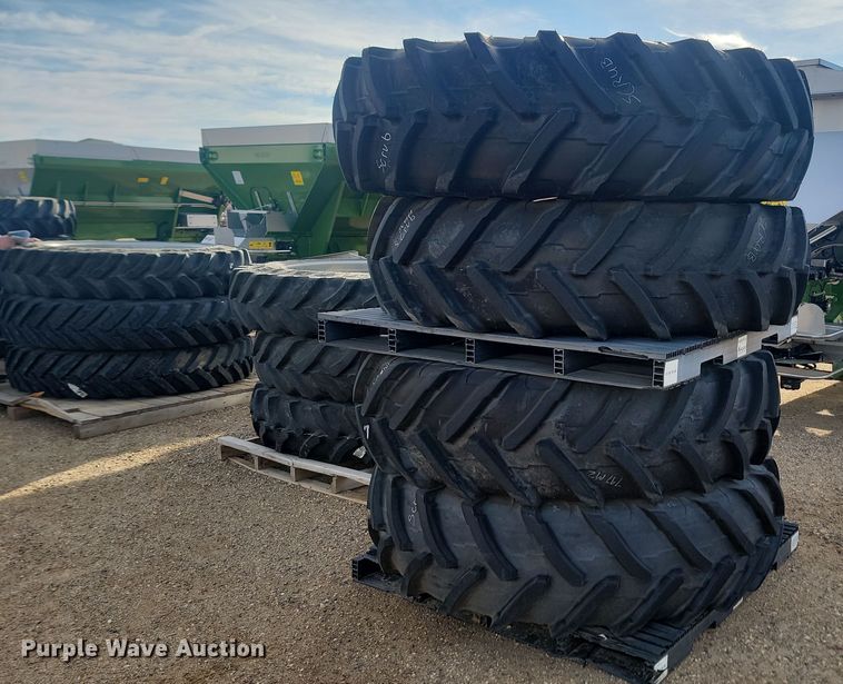 image for item JW9548 (4) Michelin Agribib 2 480/80R43 tires and wheels