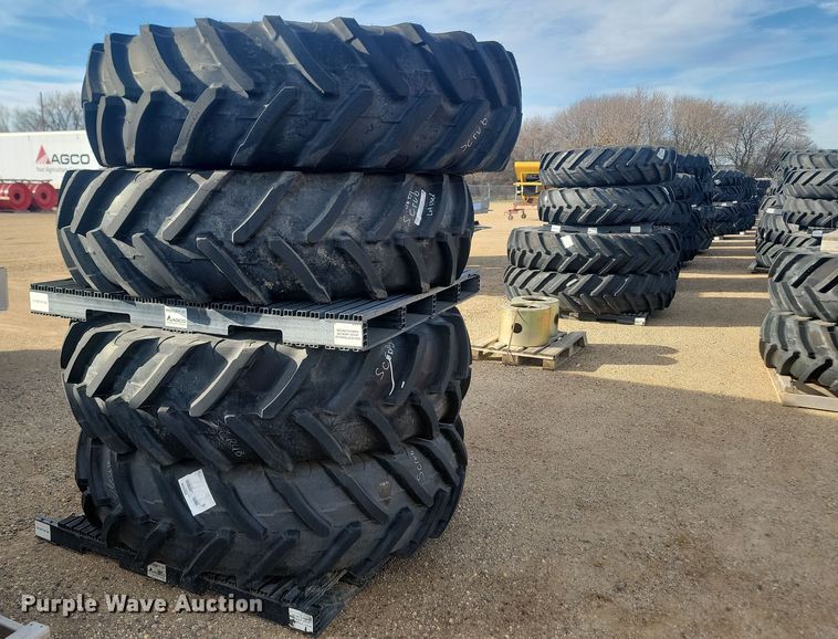 image for item JW9548 (4) Michelin Agribib 2 480/80R43 tires and wheels