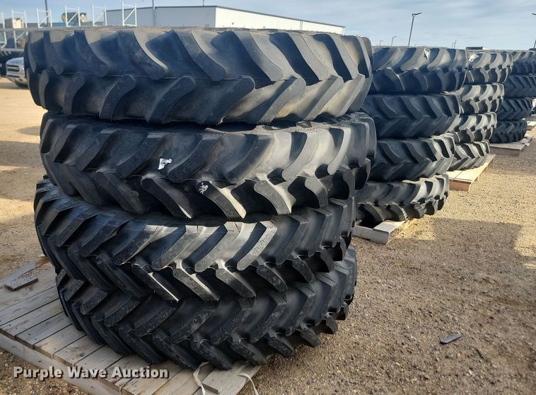 image for item JW9550 (4) Goodyear Ultra Sprayer 380/90R46 tires and wheels