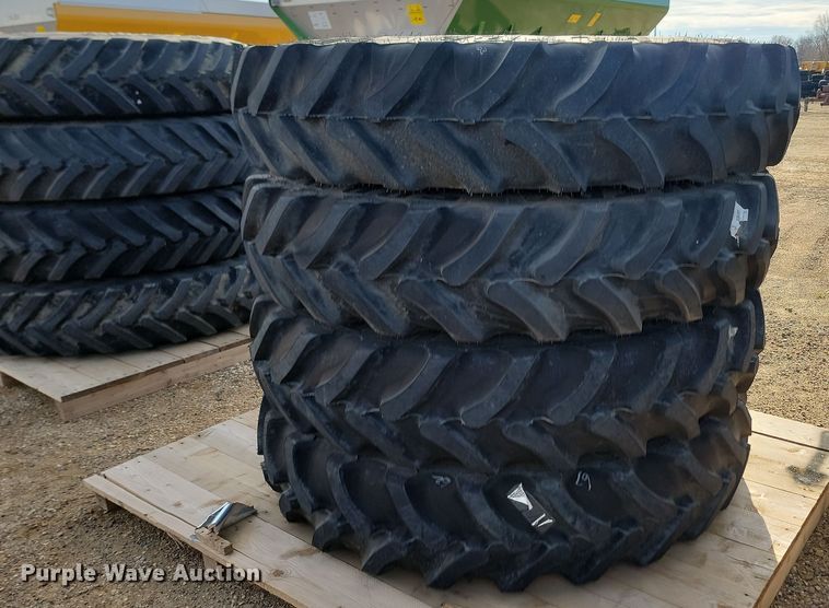 image for item JW9554 (4) Goodyear Ultra Sprayer VF 380/90R46 tires and wheels