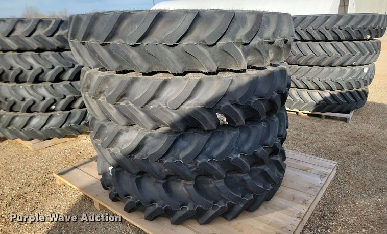 image for item JW9554 (4) Goodyear Ultra Sprayer VF 380/90R46 tires and wheels