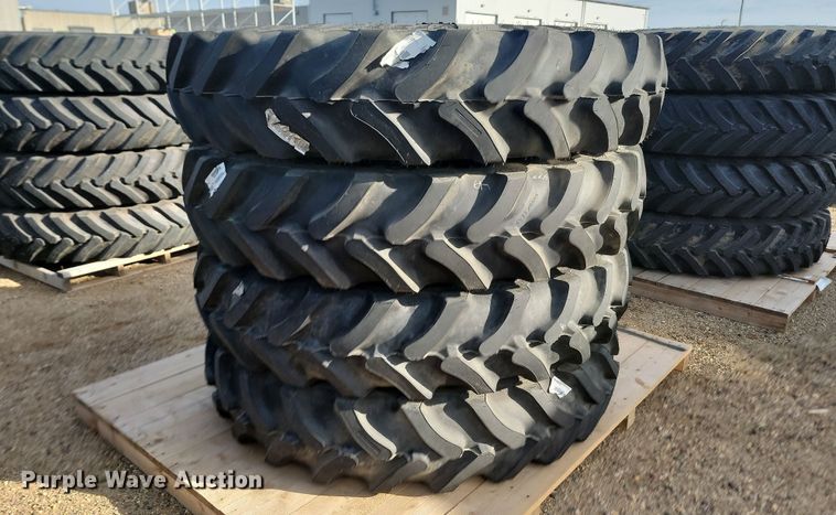 image for item JW9554 (4) Goodyear Ultra Sprayer VF 380/90R46 tires and wheels