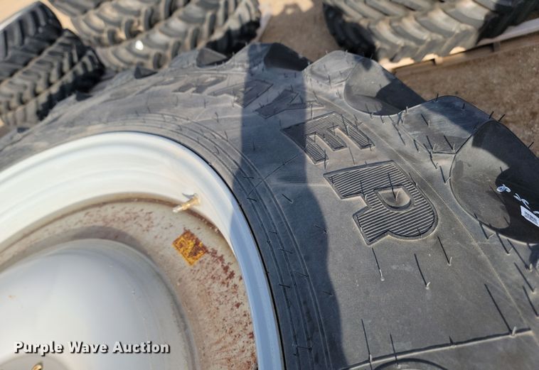 image for item JW9554 (4) Goodyear Ultra Sprayer VF 380/90R46 tires and wheels