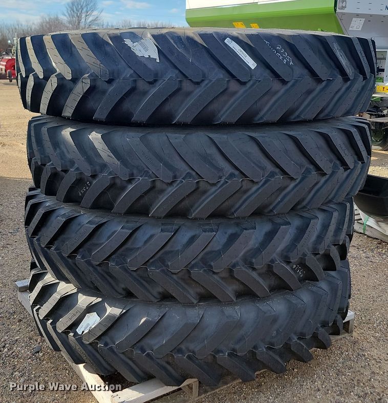 image for item JW9558 (4) Michelin VF 380/90R46 tires and wheels