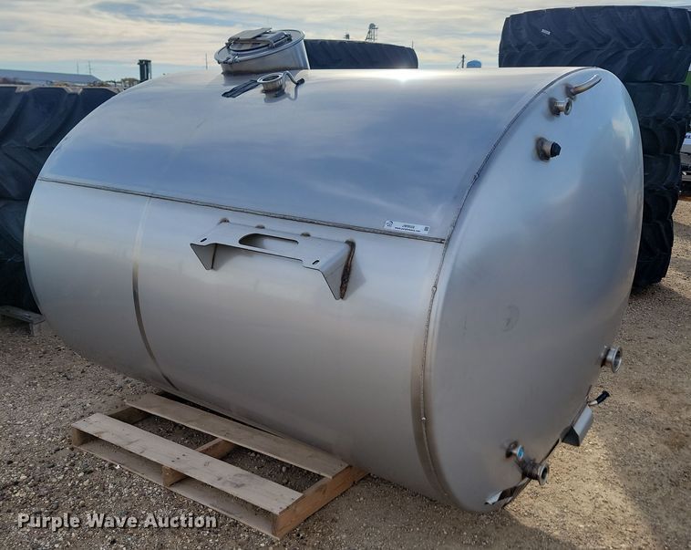 image for item JW9559 2022 Mid-State Tank Co.  solution tank
