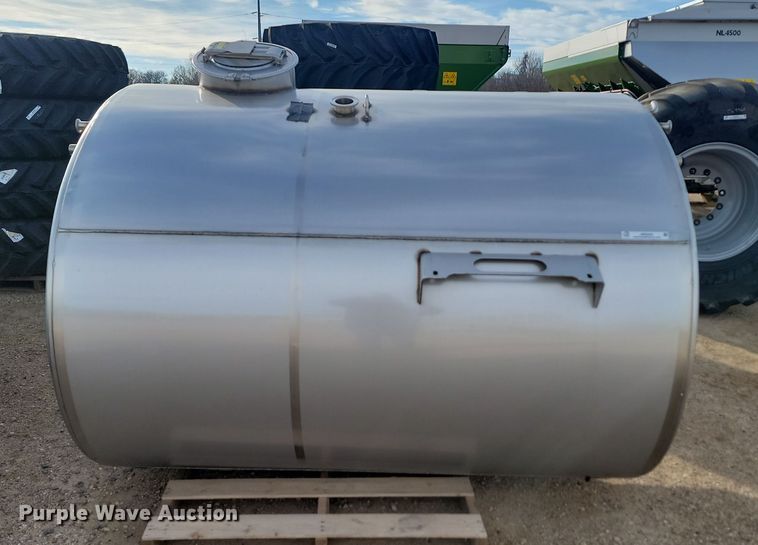 image for item JW9559 2022 Mid-State Tank Co.  solution tank