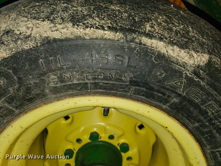 image for item KG9535 John Deere 750  grain drill