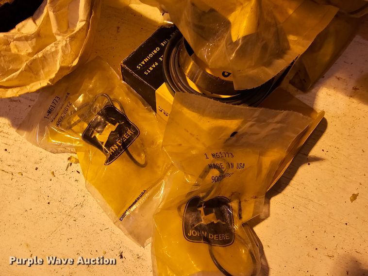 image for item KG9540 John Deere  tractor parts