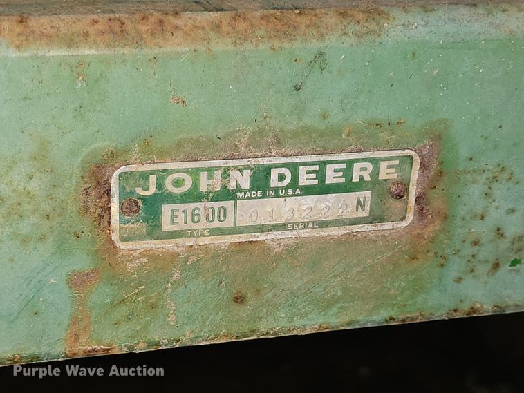 image for item KG9541 John Deere E1600  chisel