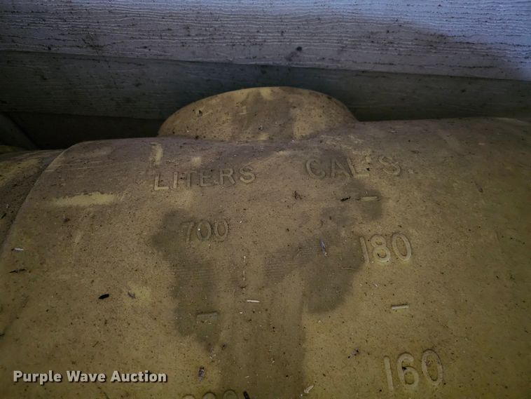 image for item KG9543 (3) Demco saddle tanks