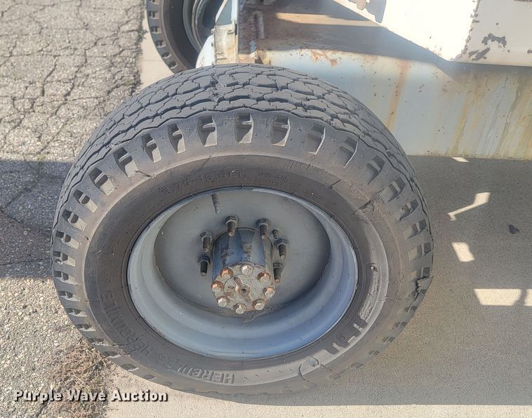 image for item KH9418 Simon 41/24  boom lift