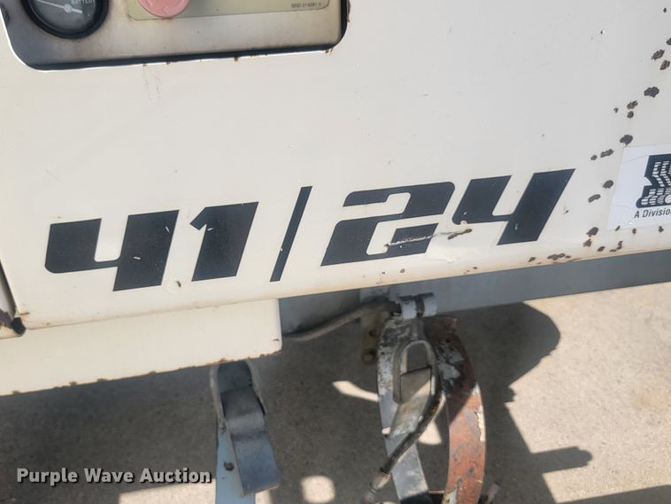 image for item KH9418 Simon 41/24  boom lift