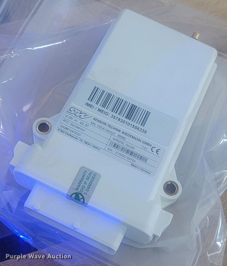 image for item KH9421 Approximately 30 control units