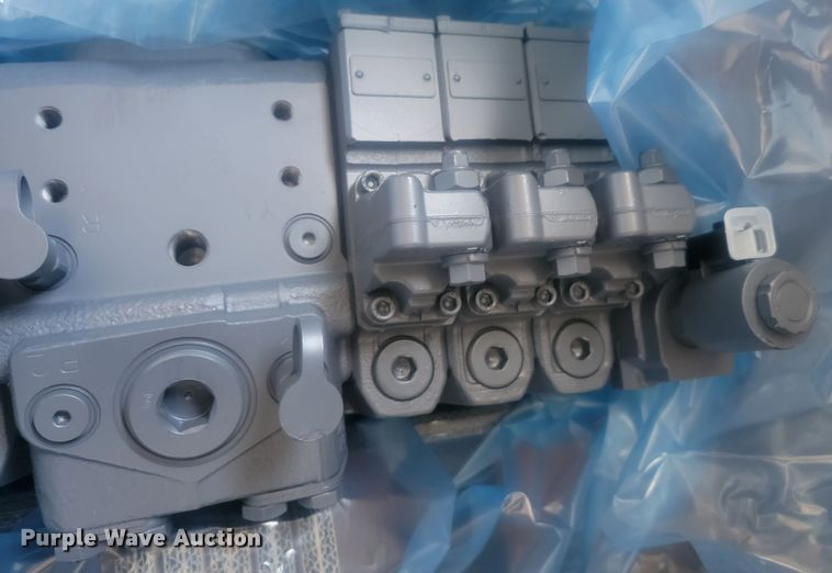 image for item KH9424 Approximately 18 hydraulic valve body stacks