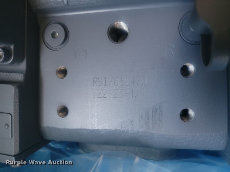 image for item KH9424 Approximately 18 hydraulic valve body stacks