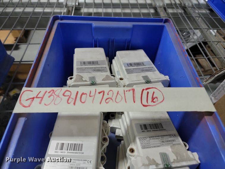 image for item KH9438 Approximately 16 sensor controllers