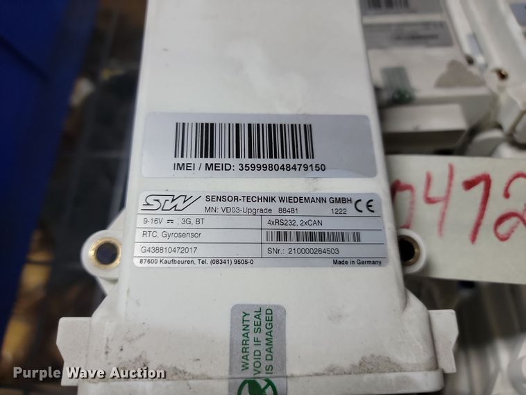 image for item KH9438 Approximately 16 sensor controllers