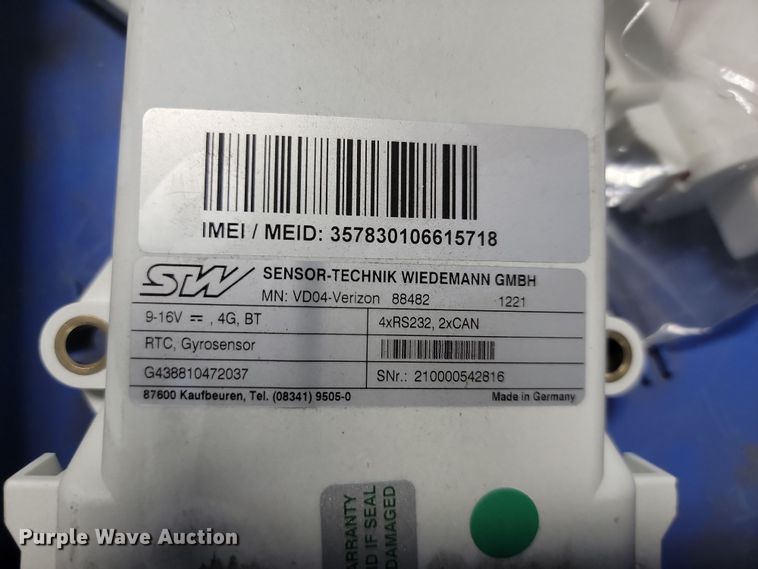 image for item KH9439 Approximately 9 sensor controllers