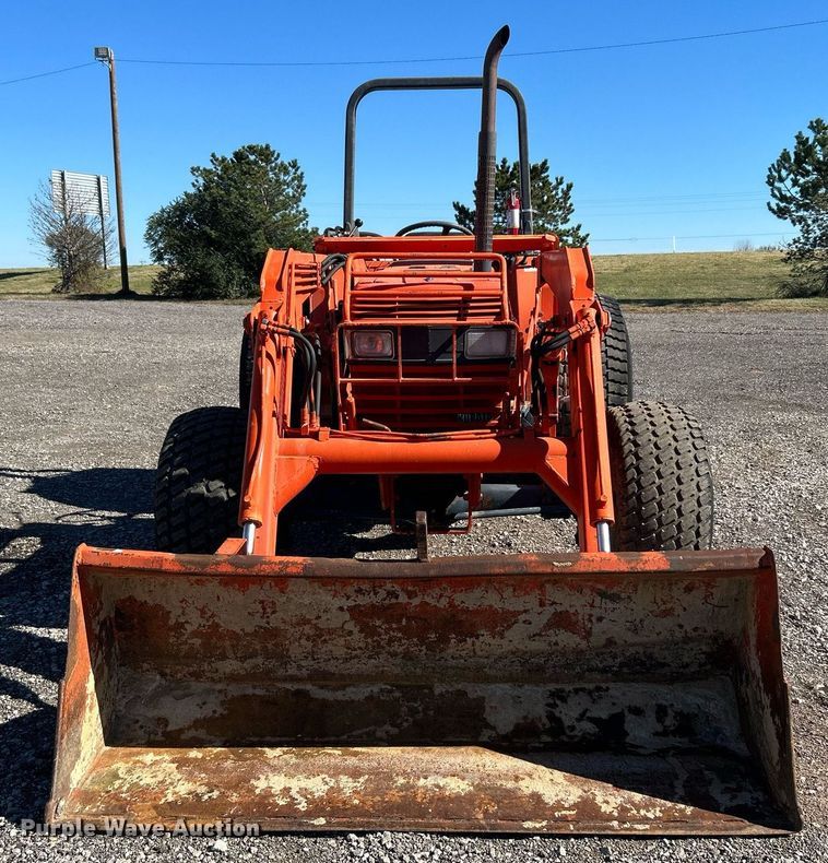 image for item KH9586 Kubota L4150DT  tractor