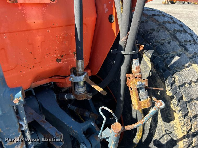 image for item KH9586 Kubota L4150DT  tractor