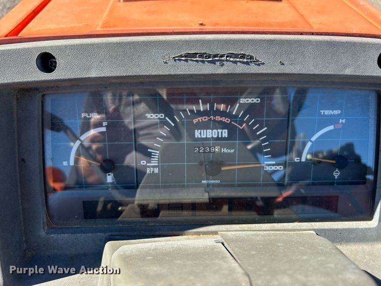 image for item KH9586 Kubota L4150DT  tractor