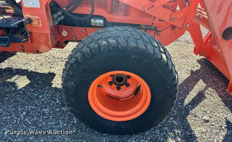 image for item KH9586 Kubota L4150DT  tractor