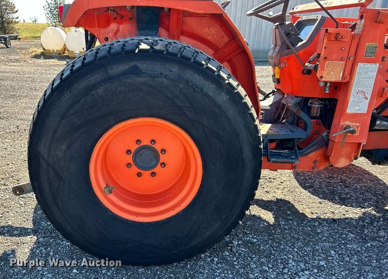 image for item KH9586 Kubota L4150DT  tractor