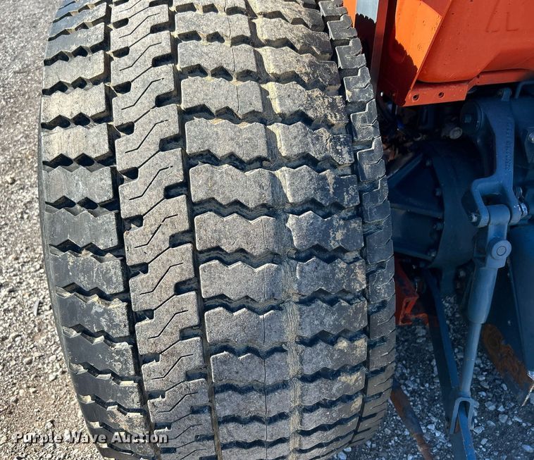 image for item KH9586 Kubota L4150DT  tractor