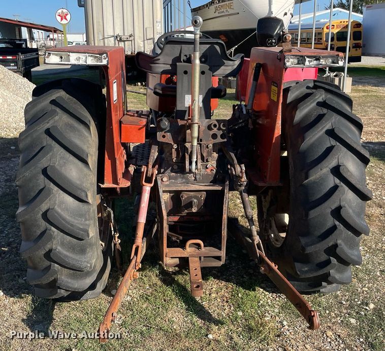 image for item KJ9902 Hesston 566  tractor