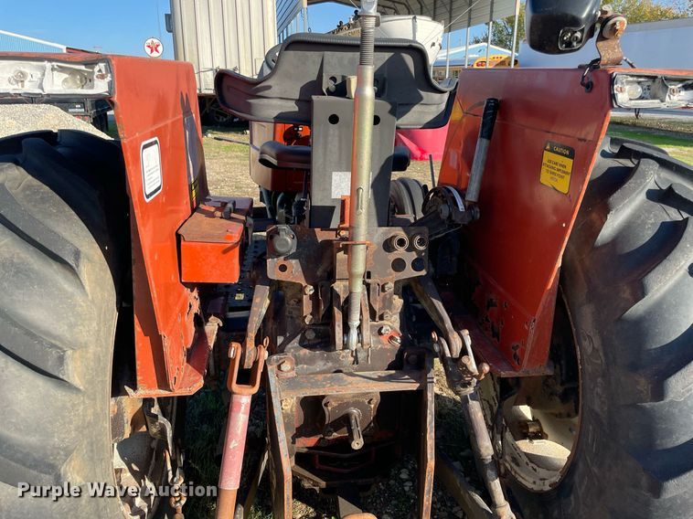 image for item KJ9902 Hesston 566  tractor