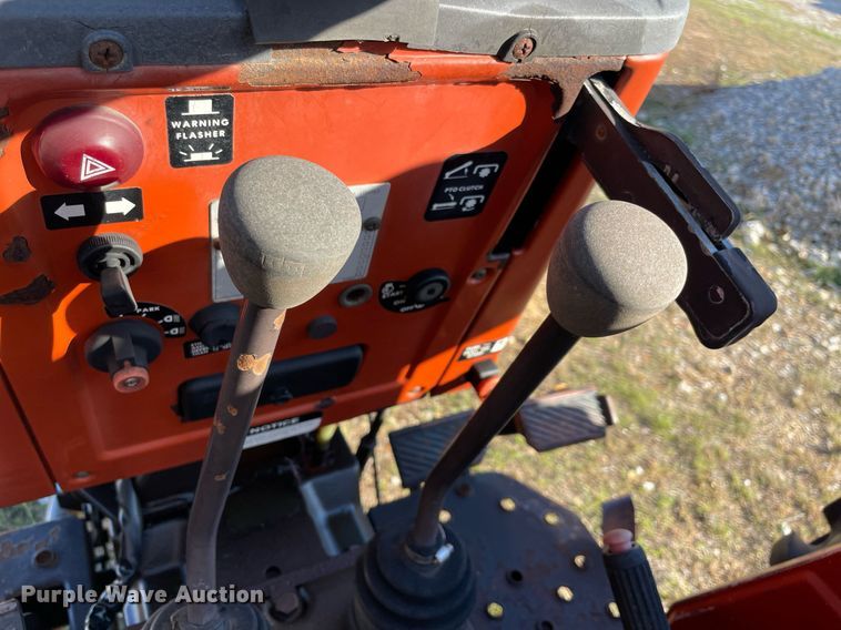 image for item KJ9902 Hesston 566  tractor