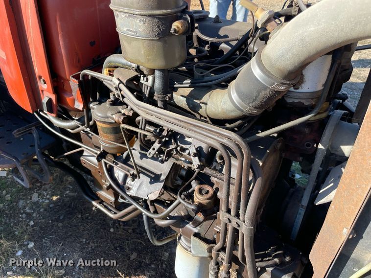 image for item KJ9902 Hesston 566  tractor