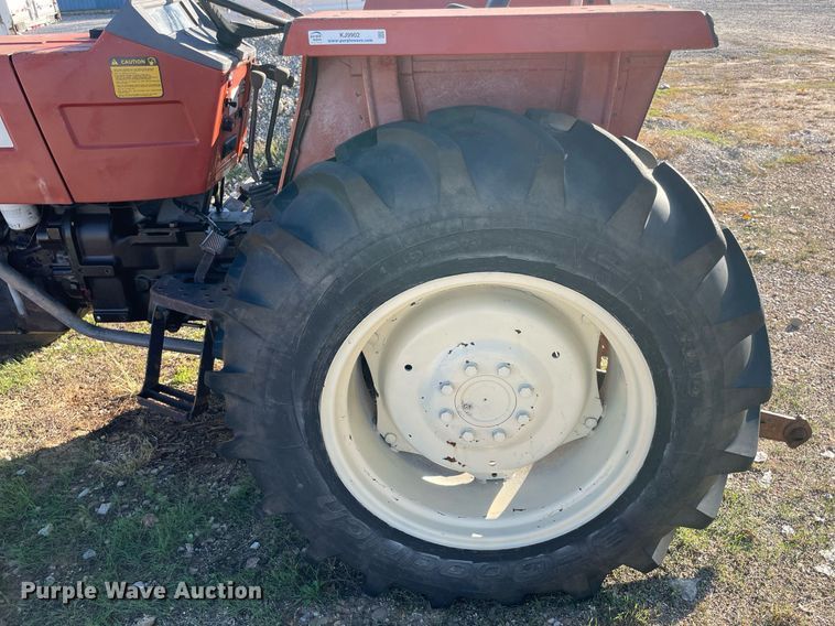image for item KJ9902 Hesston 566  tractor