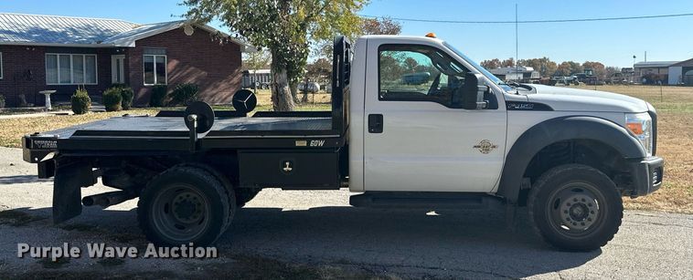 image for item KT9129 2011 Ford F450 Super Duty  flatbed pickup truck