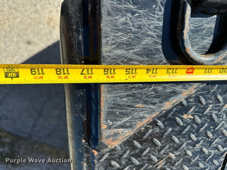 image for item KT9129 2011 Ford F450 Super Duty  flatbed pickup truck