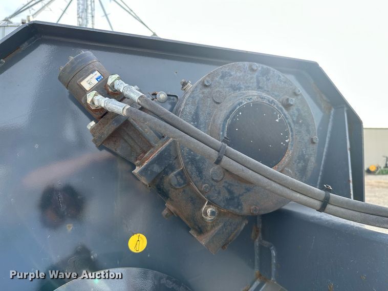 image for item KT9151 Loftness GBU10  grain bag unloader