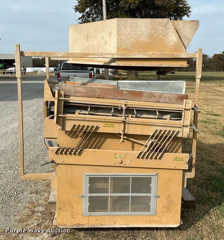 image for item KT9153 Oliver 240A  gravity separator