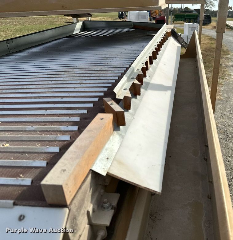 image for item KT9153 Oliver 240A  gravity separator