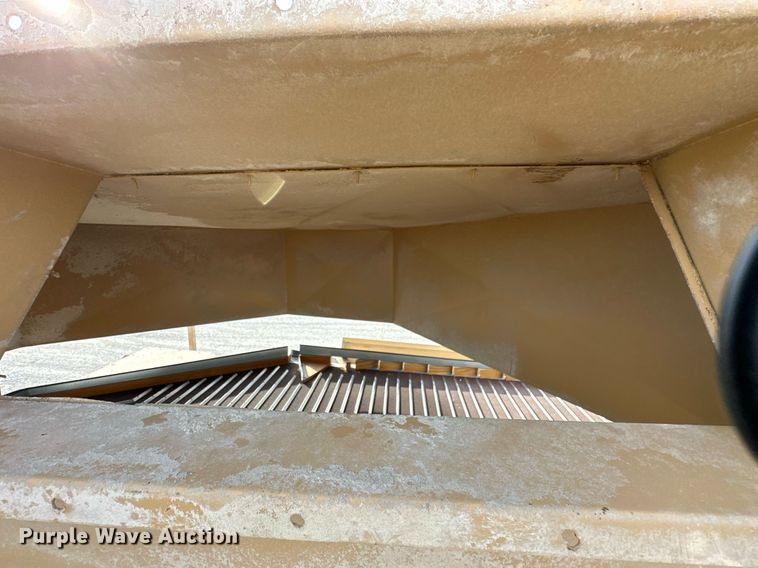 image for item KT9153 Oliver 240A  gravity separator