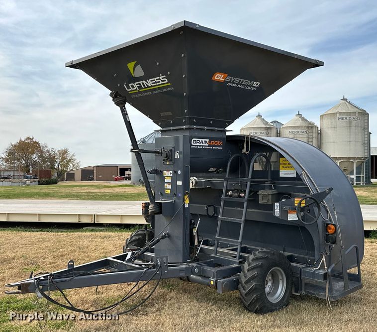 image for item KT9166 Loftness GBL10  grain bag loader