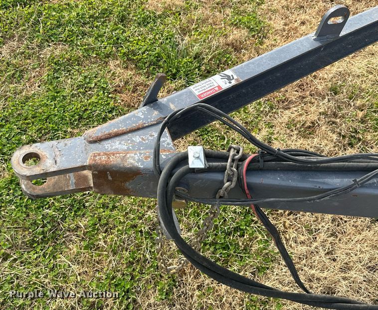 image for item KT9166 Loftness GBL10  grain bag loader