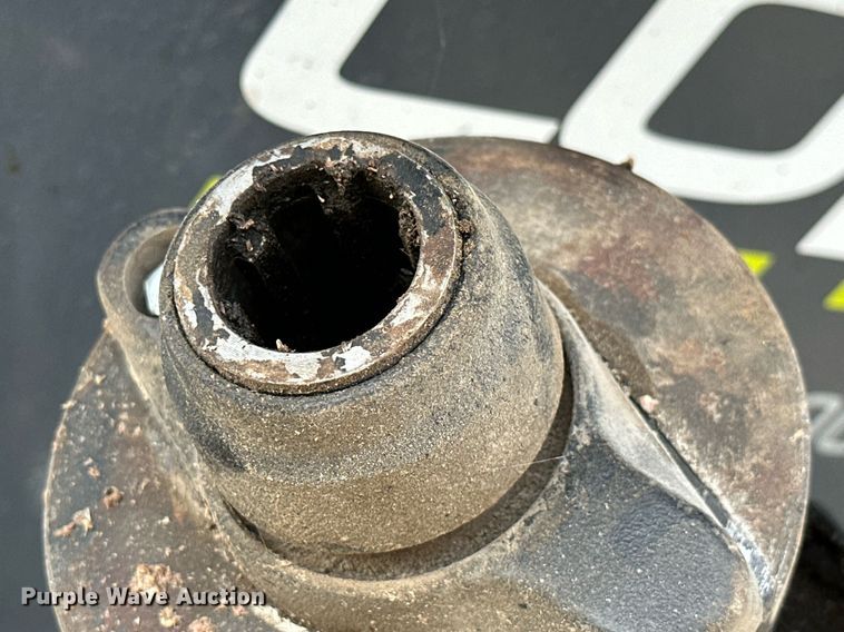 image for item KT9166 Loftness GBL10  grain bag loader