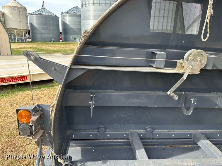 image for item KT9166 Loftness GBL10  grain bag loader