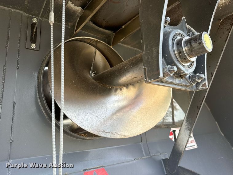 image for item KT9166 Loftness GBL10  grain bag loader