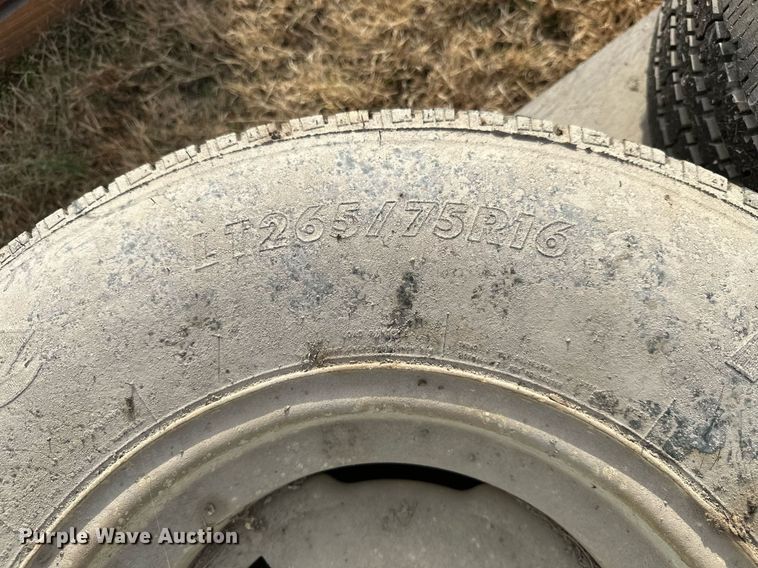 image for item KT9166 Loftness GBL10  grain bag loader