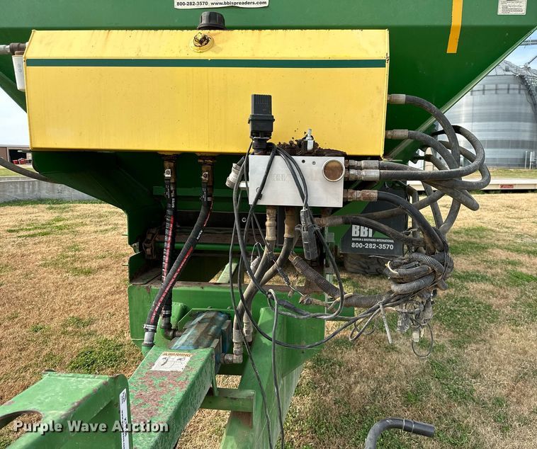 image for item KT9168 Baron & Brothers International  manure spreader