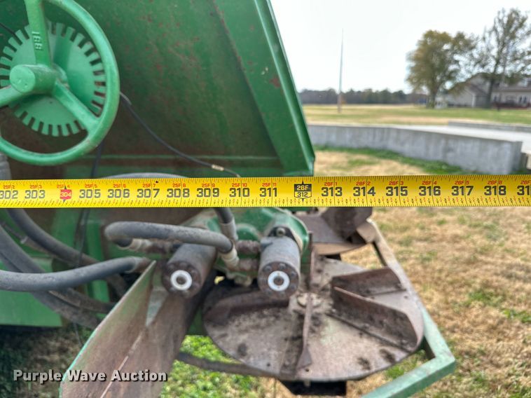 image for item KT9168 Baron & Brothers International  manure spreader