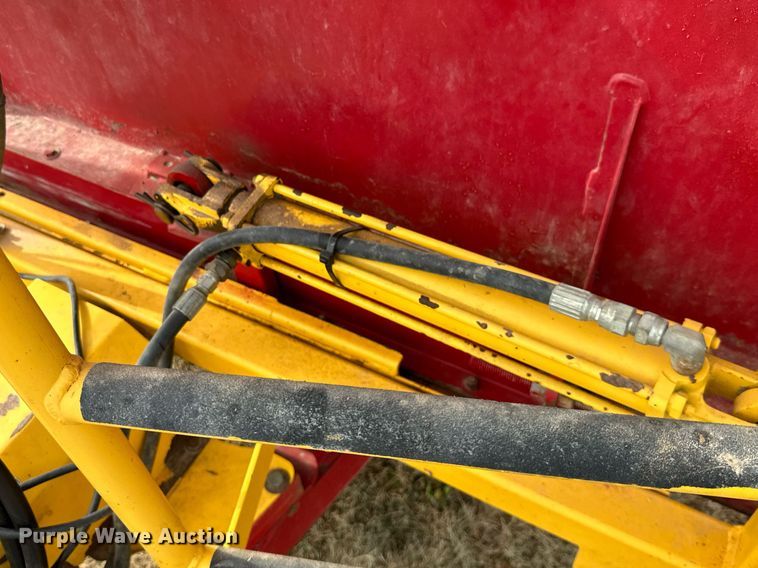 image for item KT9169 Supreme International 700T  feed grinder/mixer