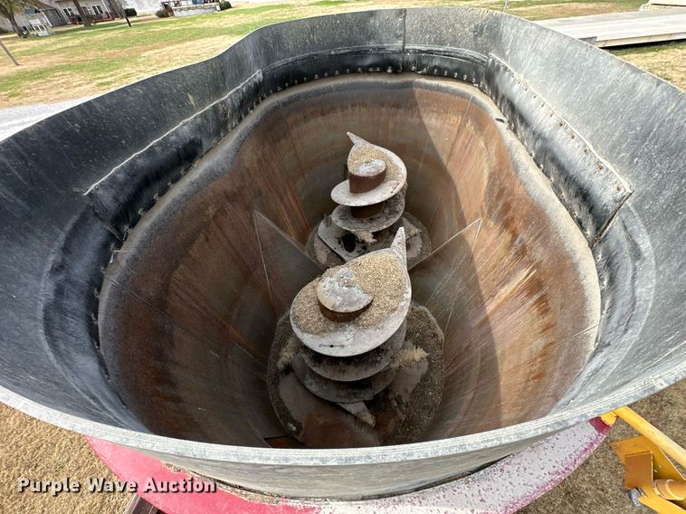 image for item KT9169 Supreme International 700T  feed grinder/mixer